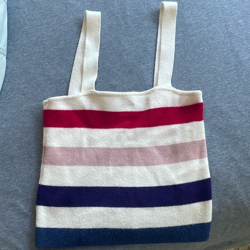 Super cute thick knitted tank